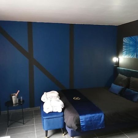 Appartement Avec Sauna Et Balneo Privatifs -Troyes Centre ภายนอก รูปภาพ