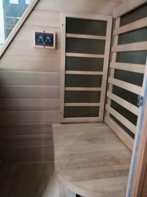 Appartement Avec Sauna Et Balneo Privatifs -Troyes Centre ภายนอก รูปภาพ