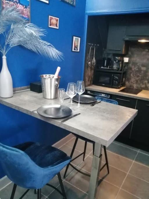Appartement Avec Sauna Et Balneo Privatifs -Troyes Centre ภายนอก รูปภาพ
